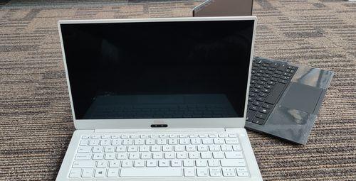 XPS13官翻怎么样？（探索DellXPS13官翻的性能与优势）