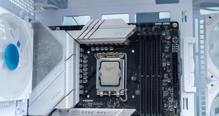 探索Intel4核CPU的强大性能与多功能性（解析Intel4核CPU的架构、性能与应用领域）