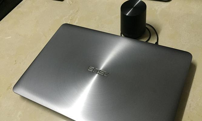 华硕笔记本N551的性能与用户体验（探寻华硕笔记本N551的功能与优势）