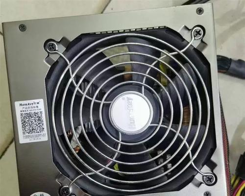 以航嘉电源500w性能评测（高性能稳定供电，为电脑提供可靠动力）